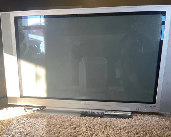 LG 50" Plasma TV 1