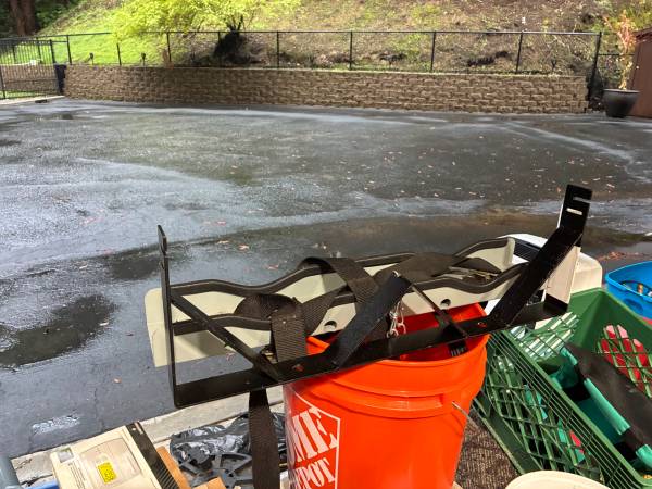 Welding tank brackets, strapping 1