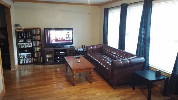 $650 Furnished Room in house w/Pool Near Redstone. Flat rate. (Huntsville)63801860205955123