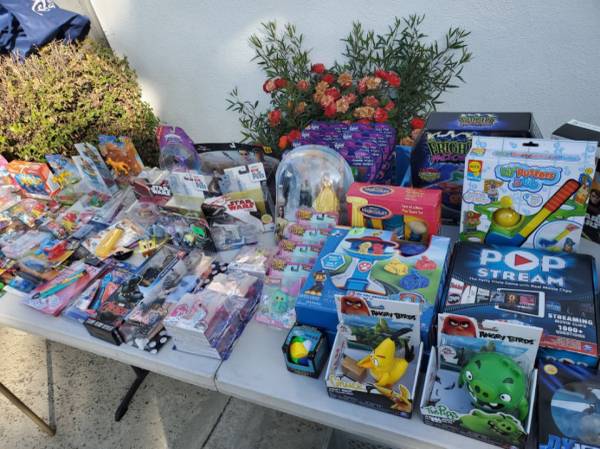 Yard sale photo