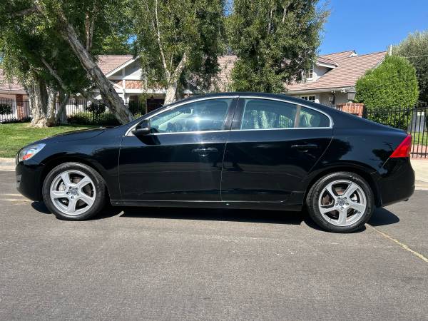 2012 Volvo S60 t5 Pocos kilómetros, ¡¡excelente estado!! - $5,900 (Encino)63624582807811122