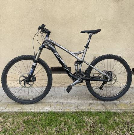 Specialized Stumpjumper Expert FSR 08 mountain bike 1