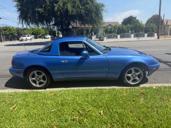 1995 Mazda Miata - ¡Solo 67 mil millas! - $8.800 (área de LA)63507660048257124