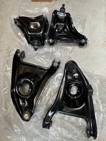 1966-72 Upper & Lower A-Arms 1