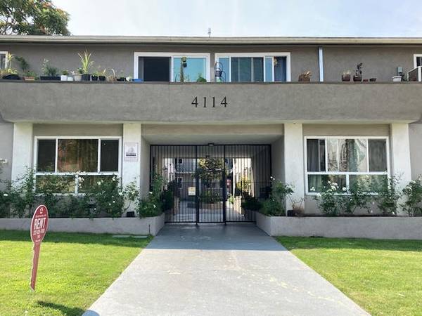$1,695 / 1br - 600ft2 - The Patio Apts...Gorgeous Newly Remodeled One Bedroom Apartment! (Hollywood)63701185654401120