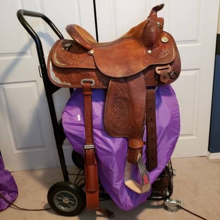 Horse Tack Circle Y Western Show/Trail Saddle 1