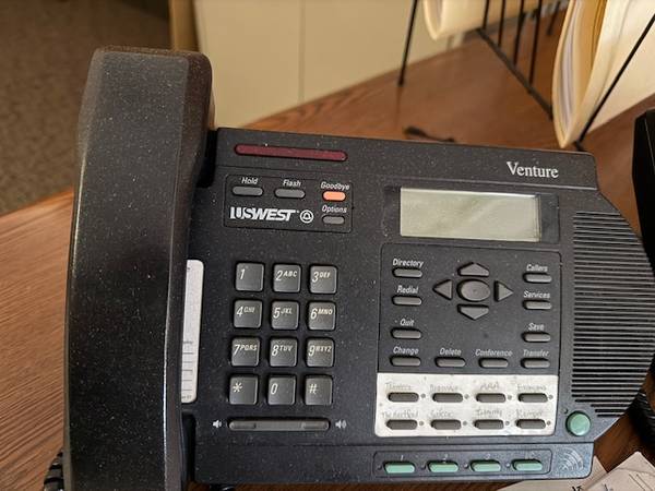 Nortel 3 line Venture phones 1