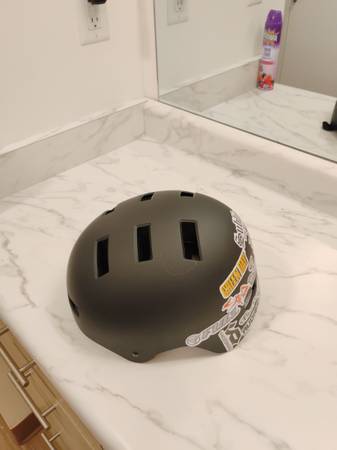 Men's bike helmet 1