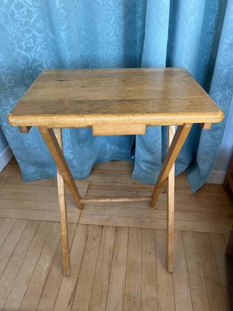 Folding tv tray table 1