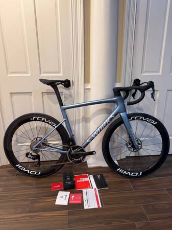 2025 Specialized tarmac s-works 56 SL8 LTD Karoo computer 1