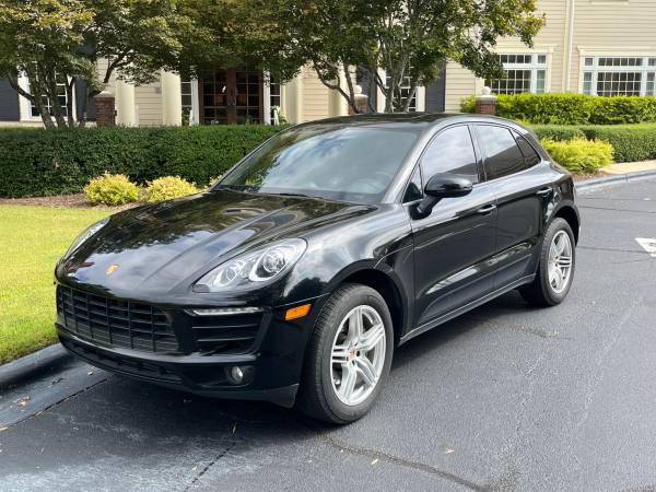 2017 Porsche Macan 1
