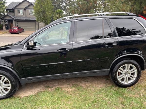 2011 Volvo XC90 1