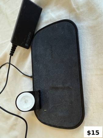 Mophie wireless  charged 1