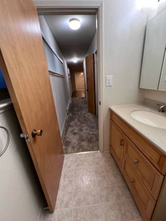 $2,700 / 2br - 1ba ***SPACIOUS ***... small quiet complex (campbell) (campbell)63687441151747122