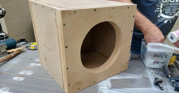 10" speaker boxes 1