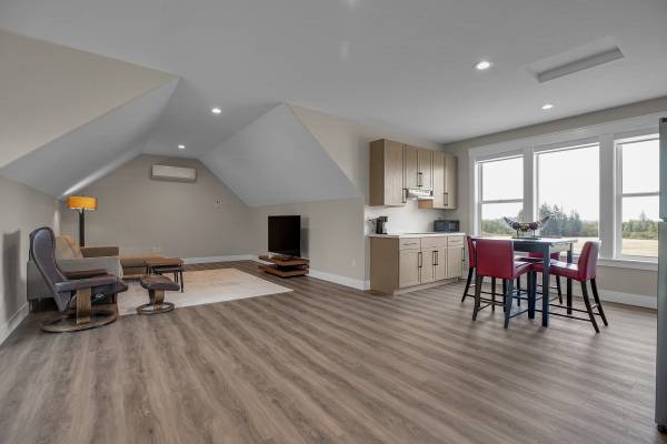 $2,200 / 1br - 1200ft2 - Fully furnished spacious apartment with stunning views in Oregon City64039059753346120
