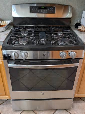 Gas Range 1