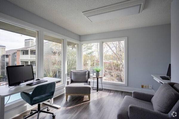 $1,199 / 1br - 855ft2 - 24-Hour Access Fitness Center, Updated Countertops, Soccer Court (Hermitage Tennessee)63904700303235120