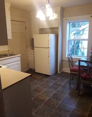 $1,350 / 3br - 3 bedroom House (Spartanburg)63661238588419121