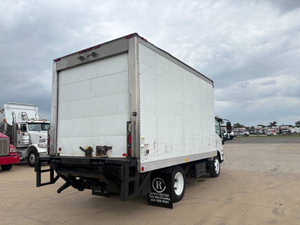 2015 Isuzu NQR 14' Reefer - Photo 5