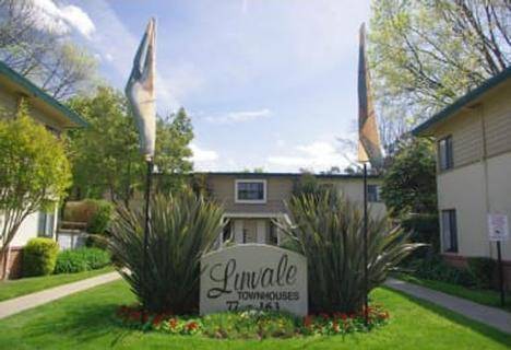 $2,620 / 2br - Custom Cabinets, Corner Unit, Private Garages, On-Site Management63668095478913123