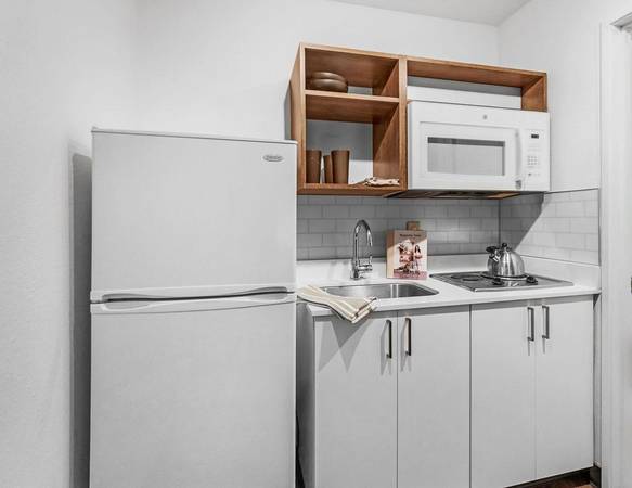 $999 / 305ft2 - Vivo Living Northwoods: 1 MO Free  No Fees63685979220355124