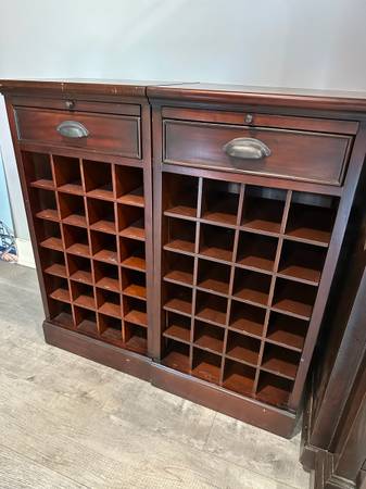Beautiful high-end matching wine tables 1