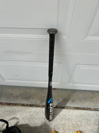 baseball bat, cap and accessories 1