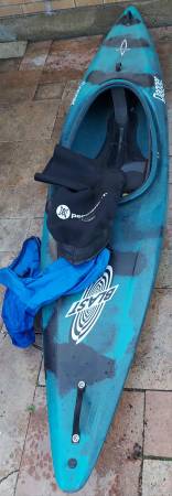 Dagger Blast Whitewater Kayak  🛶 1