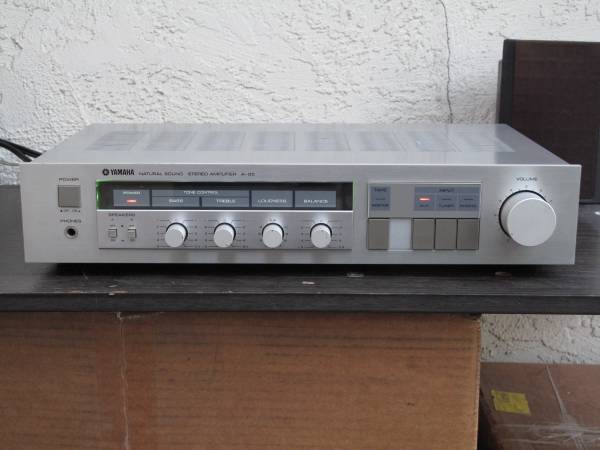 Vintage Yamaha Stereo Amplifier Silver RARE 1