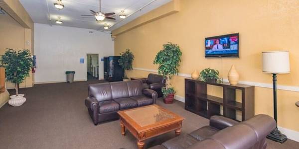 On-Site Laundry, Large Studio Apartments 1