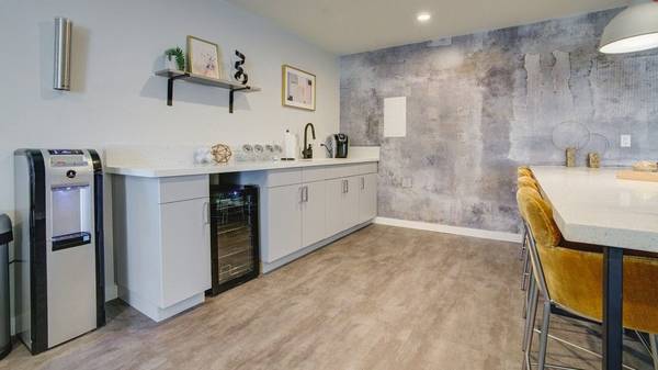 $2,070 / 1br - 690ft2 - Vida Moderna a Tarifas Insuperables – ¡Venga a Recorrerlo Hoy! (fairfield / vacaville)63850428342275124