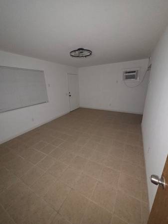 Renovated apartment close to downtown Turlock 1