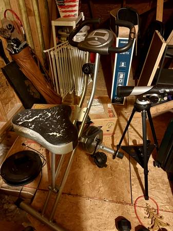 Foldable Exercise Bike (FREE) 1