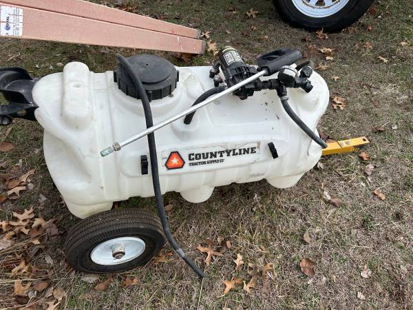 PULL BEHIND WEED SPRAYER 1
