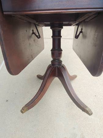 Folding table 1