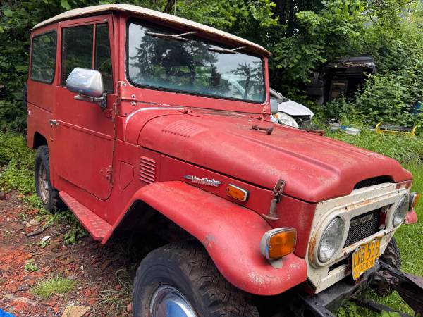 1974 Toyota Landcruiser FJ40 1 propietario todo original 96.000 millas originales - $12,000 (Clackamas oregon)63618239132289120