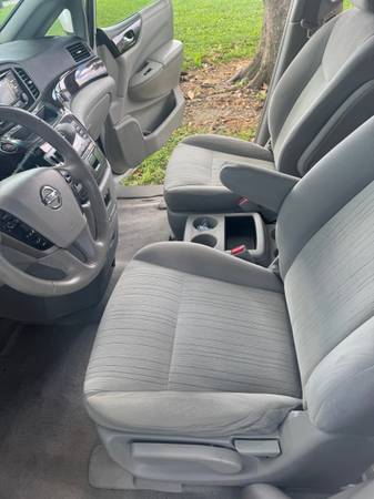 2014 Nissan Quest SV - $4,800 (York)63435753954435124