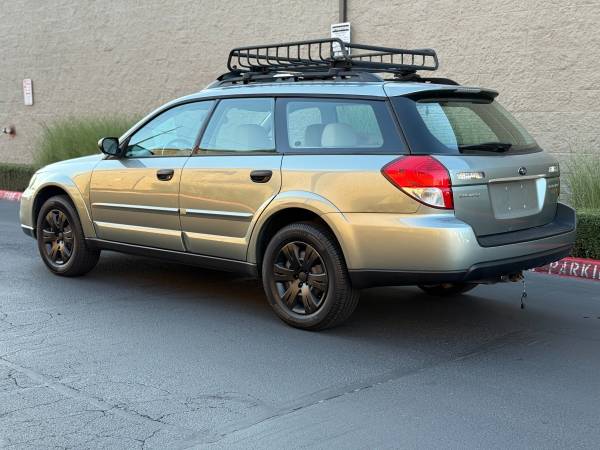 2009 Subaru Outback Wagon AWD - HEAD GASKET T-BELT DONE / 1 OWNER!! - $9,400 (Subaru Outback in Beaverton)63441421624065124