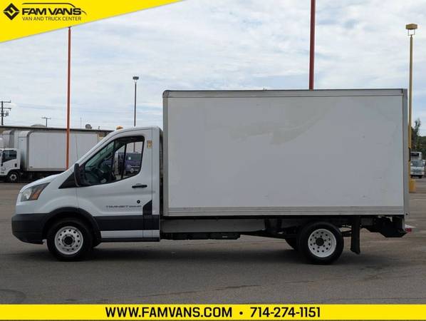 2018 Ford Transit-350 12FT - Photo 5