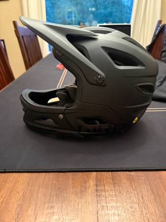 Giro Switchblade Full Face Helmet 1