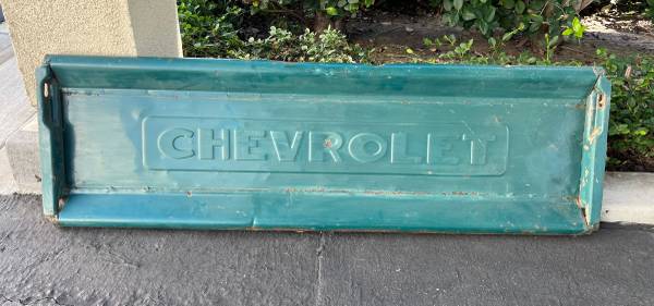 Chevy Tailgate 1