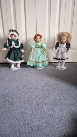 Paradise Galleries Porcelain Dolls 1