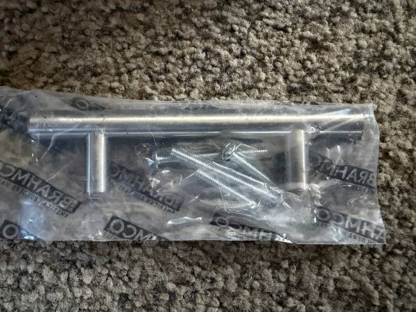New! 24 Brushed Nickle Cabinet Pulls 1