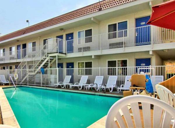 $399 / 1br - EXTENDED STAY SPECIAL! -- Discounts on Weekly & Monthly Rates! (Natomas & Smf Airport)64043834888195124