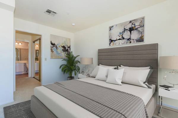 $2,629 / 2br - 842ft2 - Casa club, aire acondicionado y calefacción central (930 Figuroa Terrace, Los Ángeles, CA)63876485139331123