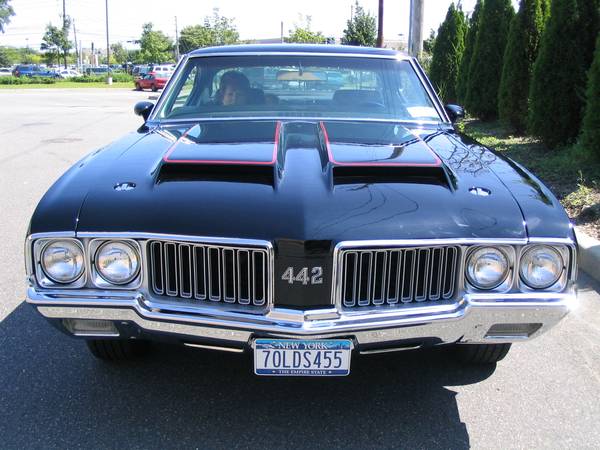 1970 Oldsmobile 442 Hood W25 1