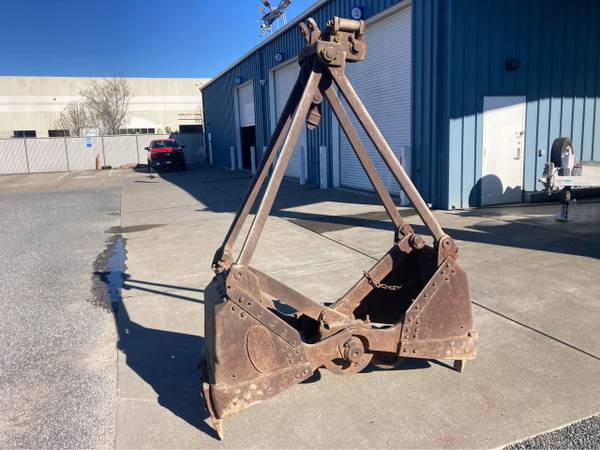 Antique clam shell 1