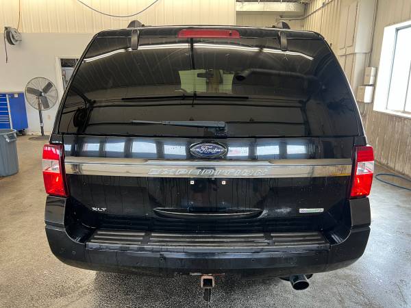 ** 2017 FORD EXPEDITION XLT 4X4 4DR SUV ** - $7,995 (CAMBRIDGE)63470777736065122