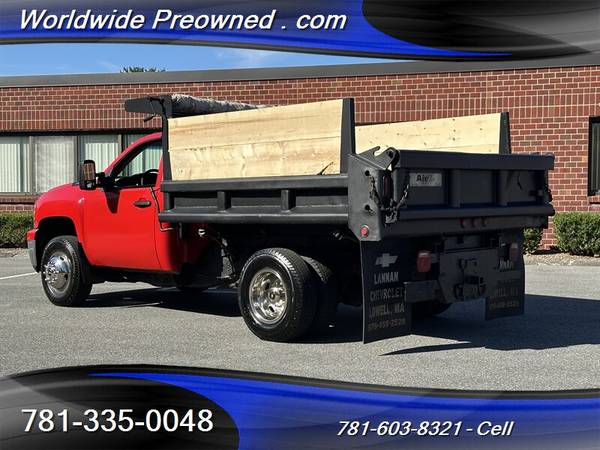 2013 Chevrolet Silverado 3500HD 4x4 Camión volquete 9' de largo 6.0L V8 #1468 - $23,900 (South Weymouth)63486394782979123
